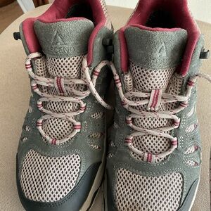 Ascend Gray and Burgundy Outdoor Footwear